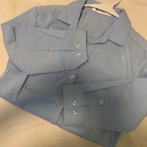 3/4 sleeve light blue button down uniform shirt